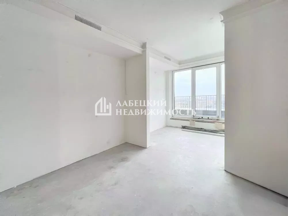 Фото объекта: 4-комн. кв., 184 м², Санкт-Петербург, Перевозный пер., д. 4